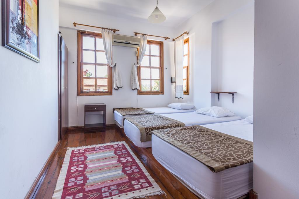 Mavi & Ani Pansiyon Antalya Exterior foto